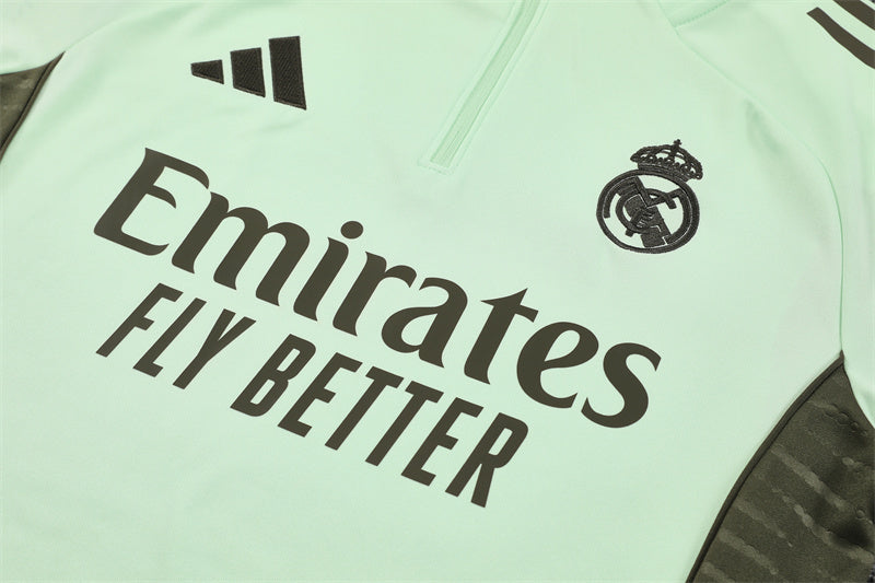 Real Madrid 2025/26 Tracksuit Green 1/4 Zip