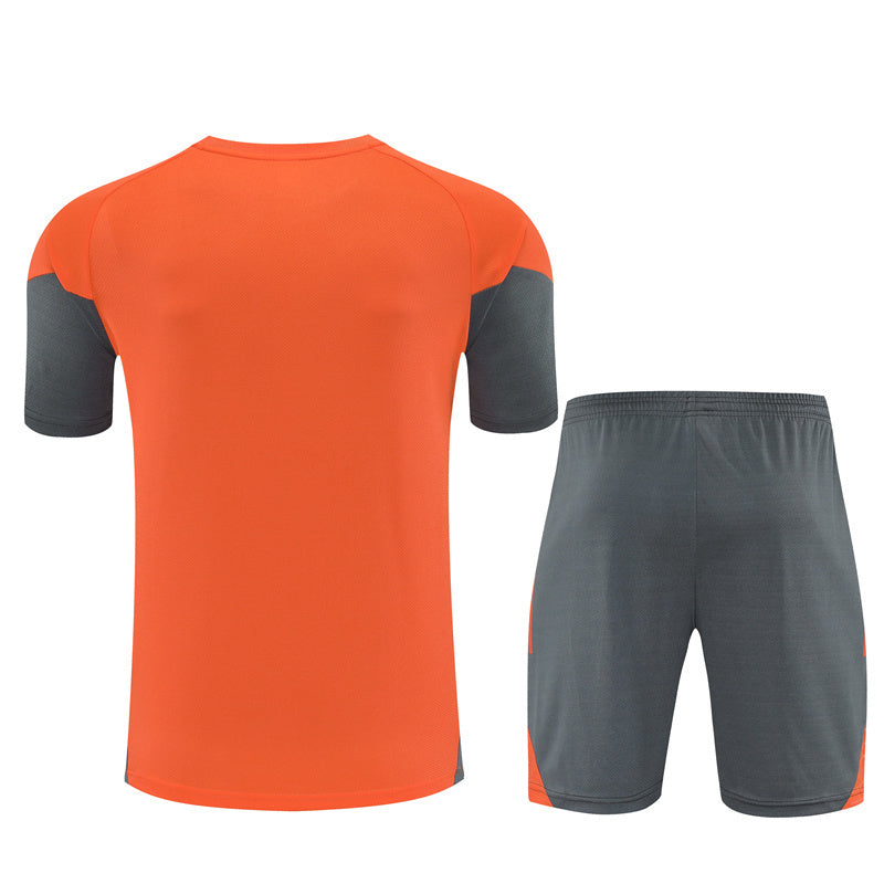 FC Bayern München 2025/26 Training Set Orange