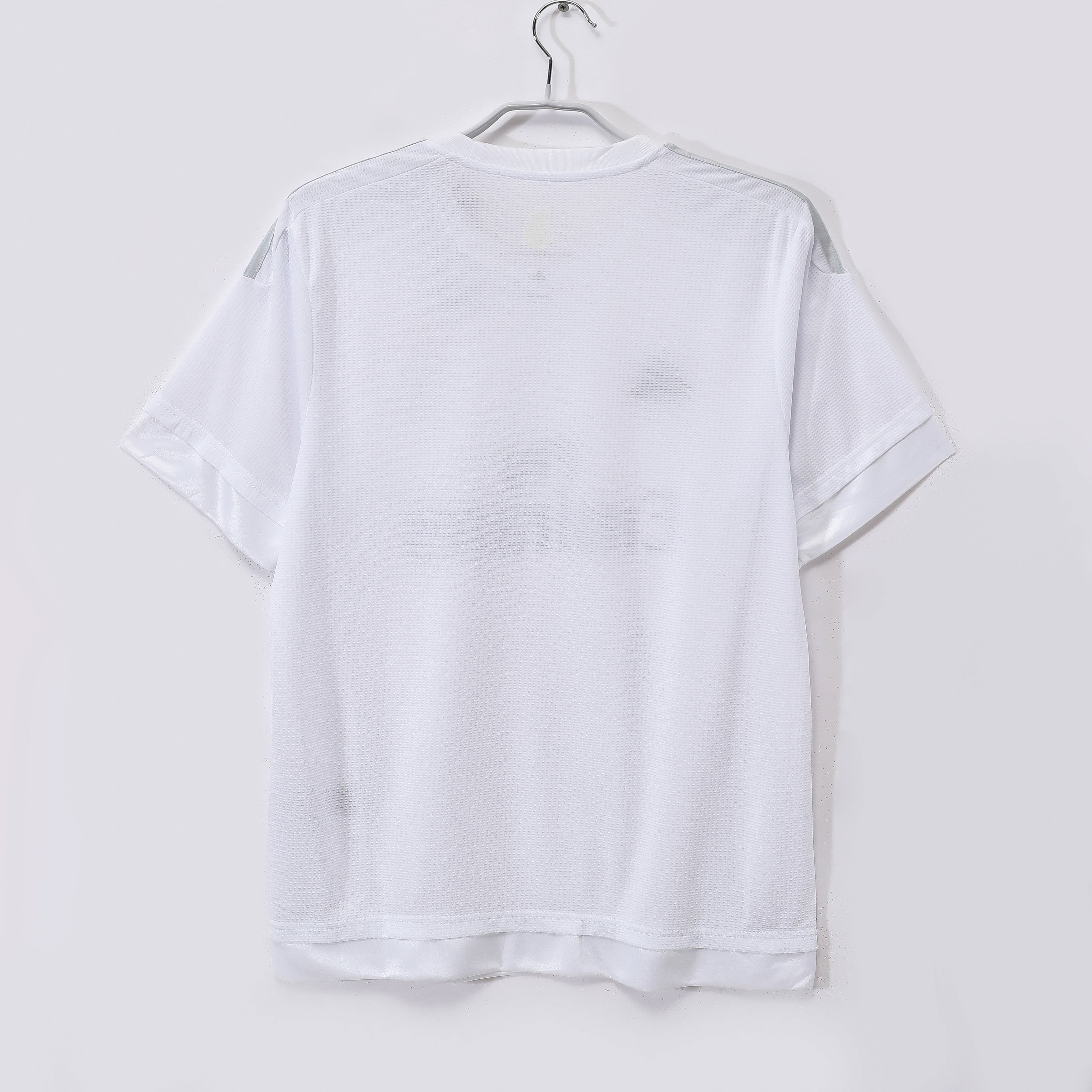 Real Madrid 2015/16 Retro Home Kit