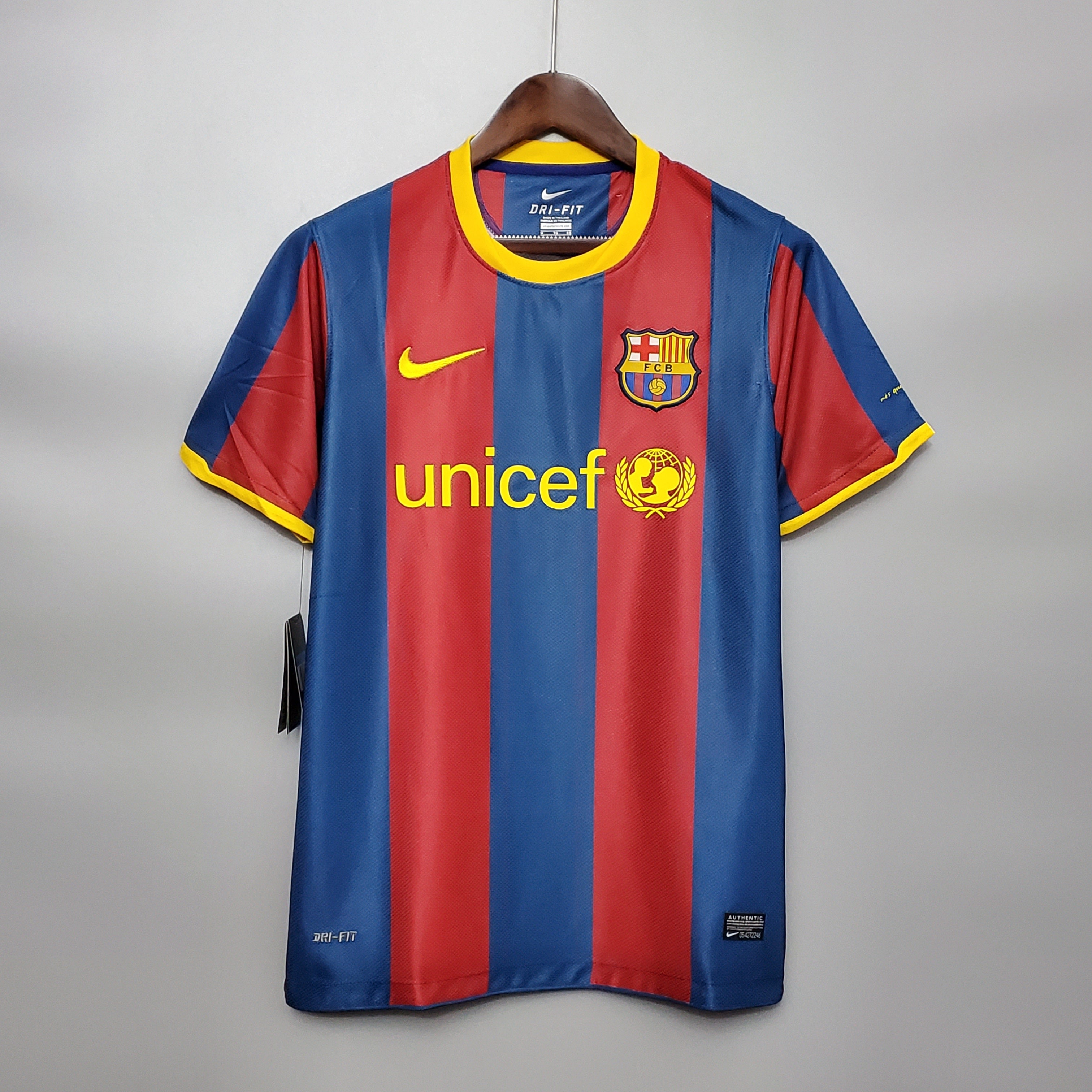 FC Barcelona 2010/11 Retro Home Kit