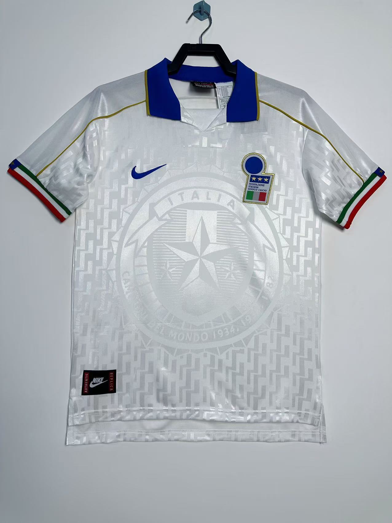 Italy 1995 National Team Retro Away Kit