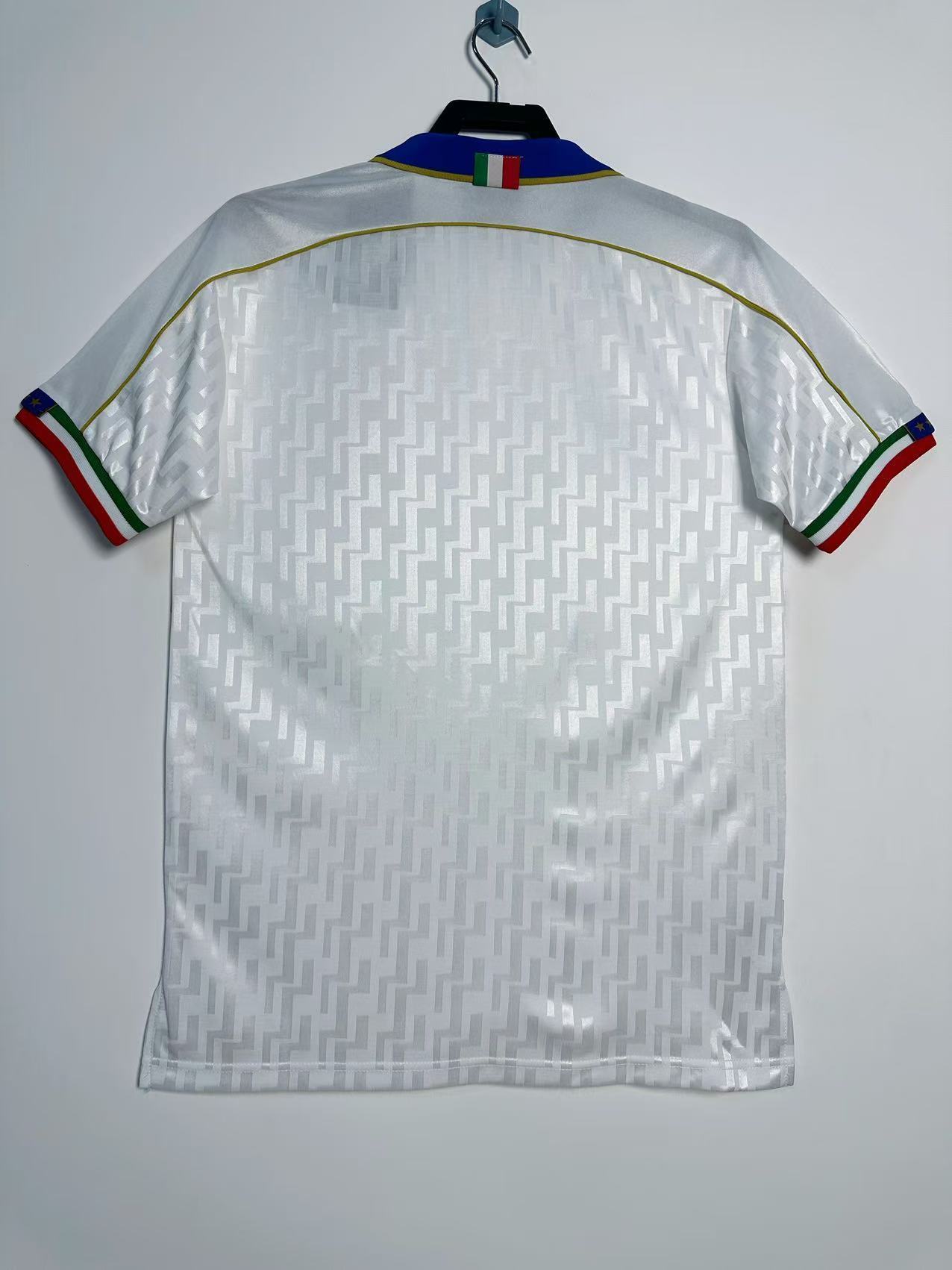 Italy 1995 National Team Retro Away Kit