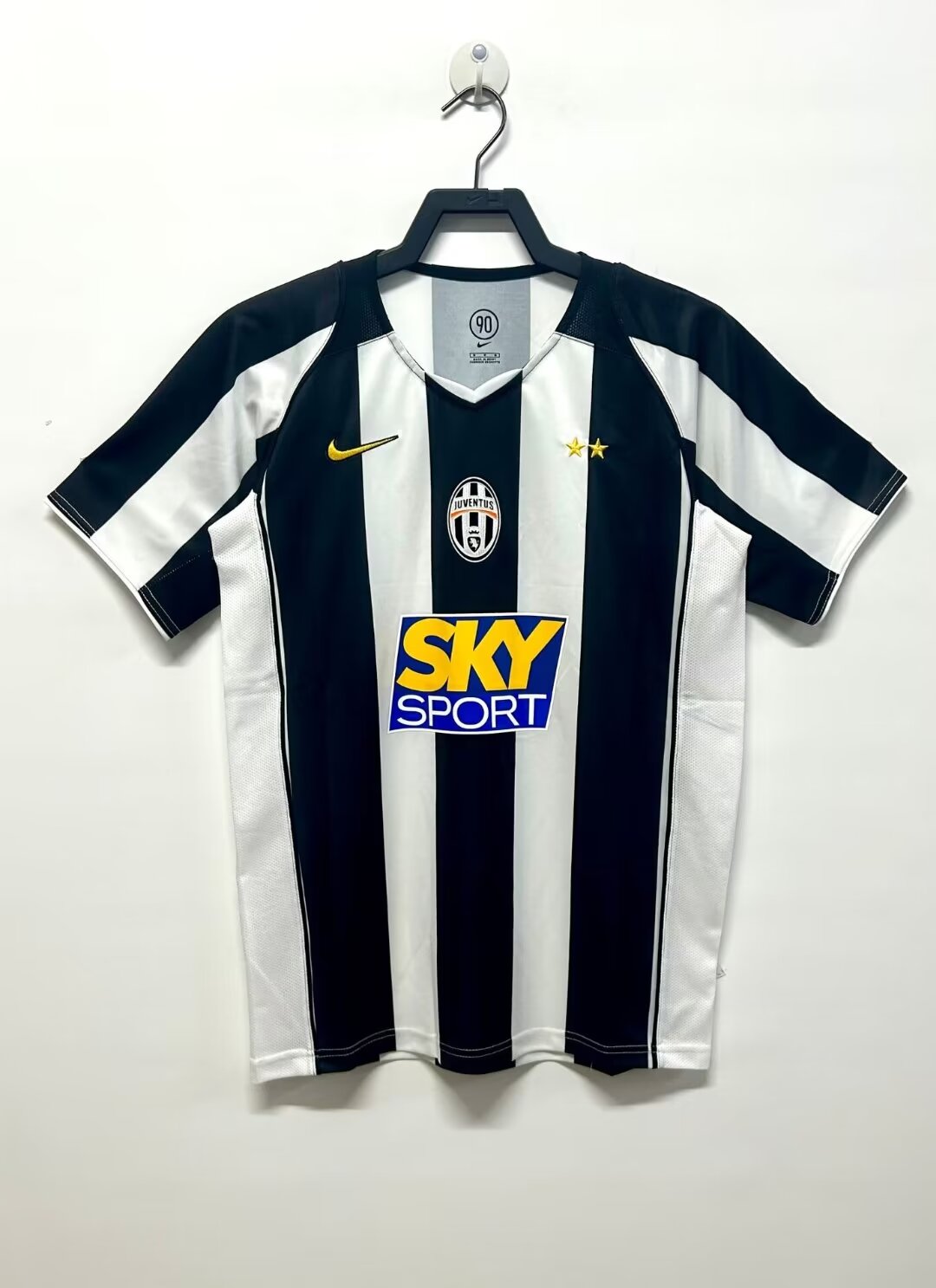 Juventus 2004/05 Retro Home Kit