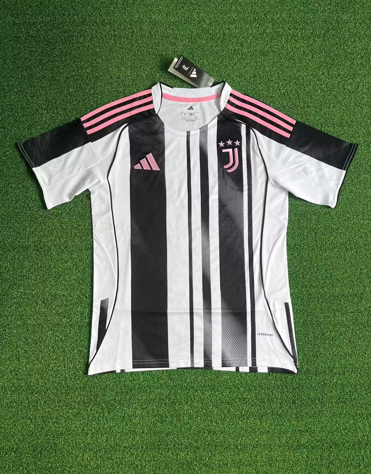 Juventus 2025/26 Home Kit