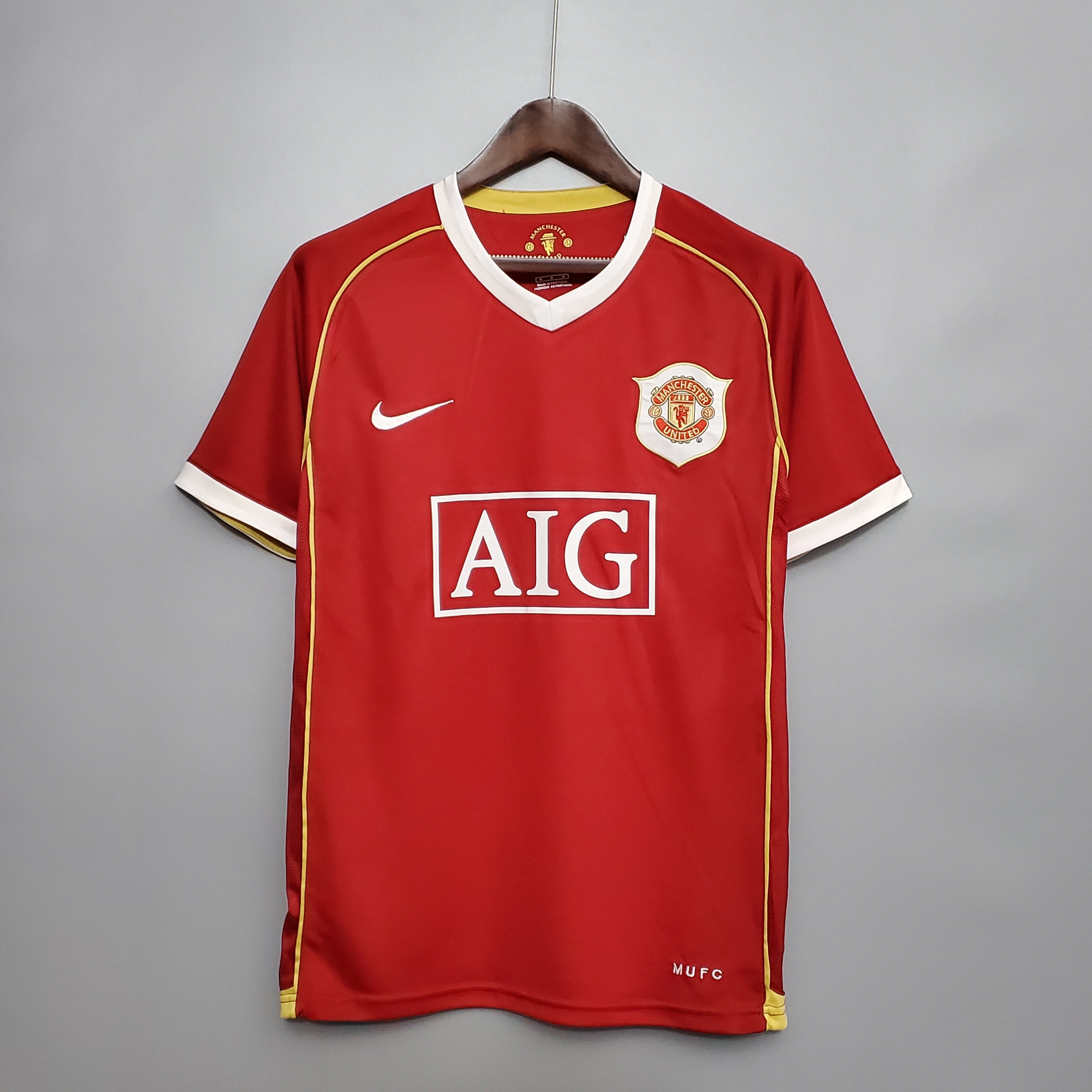 Manchester United 2006/07 Retro Home Kit