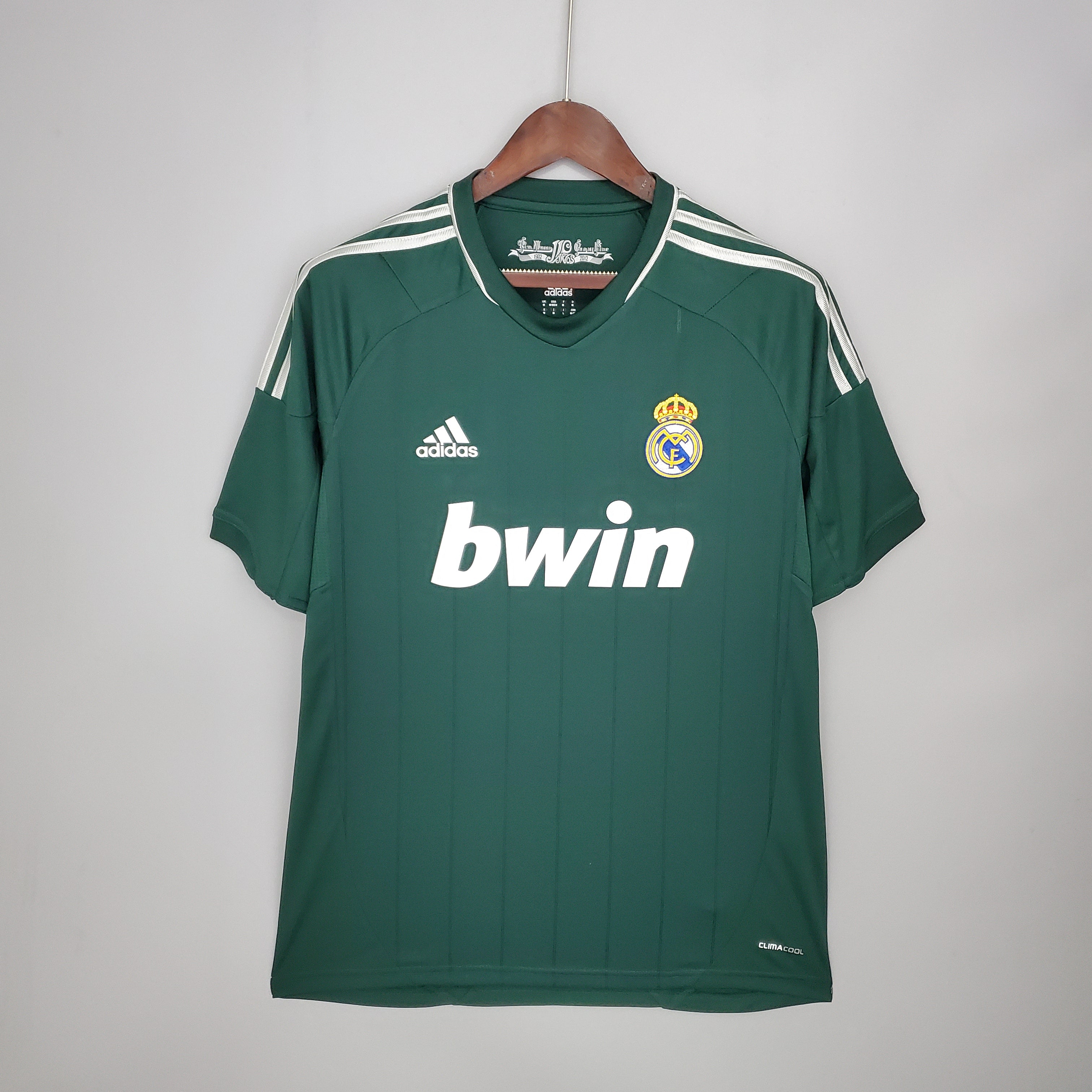 Real Madrid 2012/13 Retro Away Kit