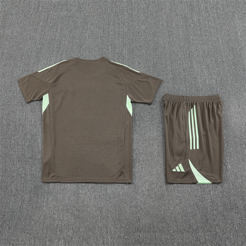 Real Madrid 2025/26 Training Set Dark Green