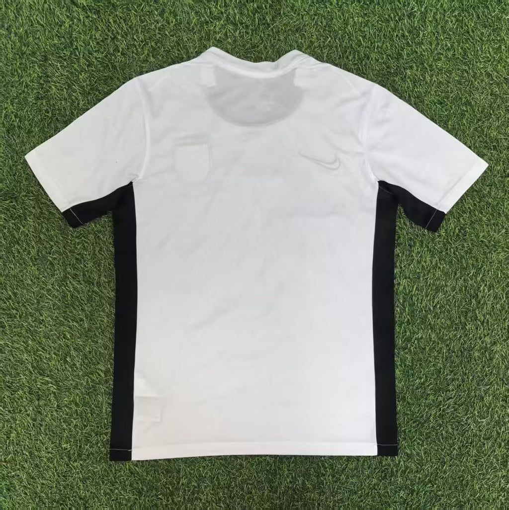 Uruguay 2025/26 Away Kit