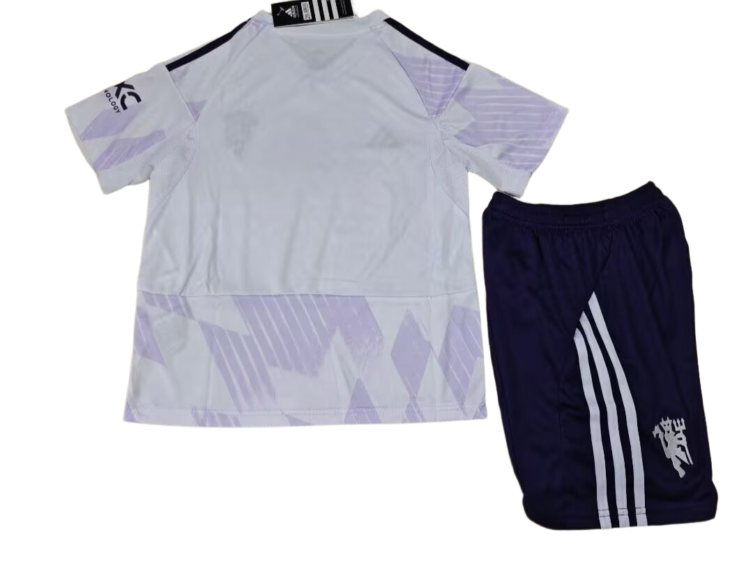 Manchester United 2025/26 Away Kit Kids Set
