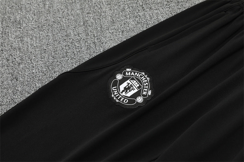 Manchester United 2025/26 Tracksuit White 1/4 Zip