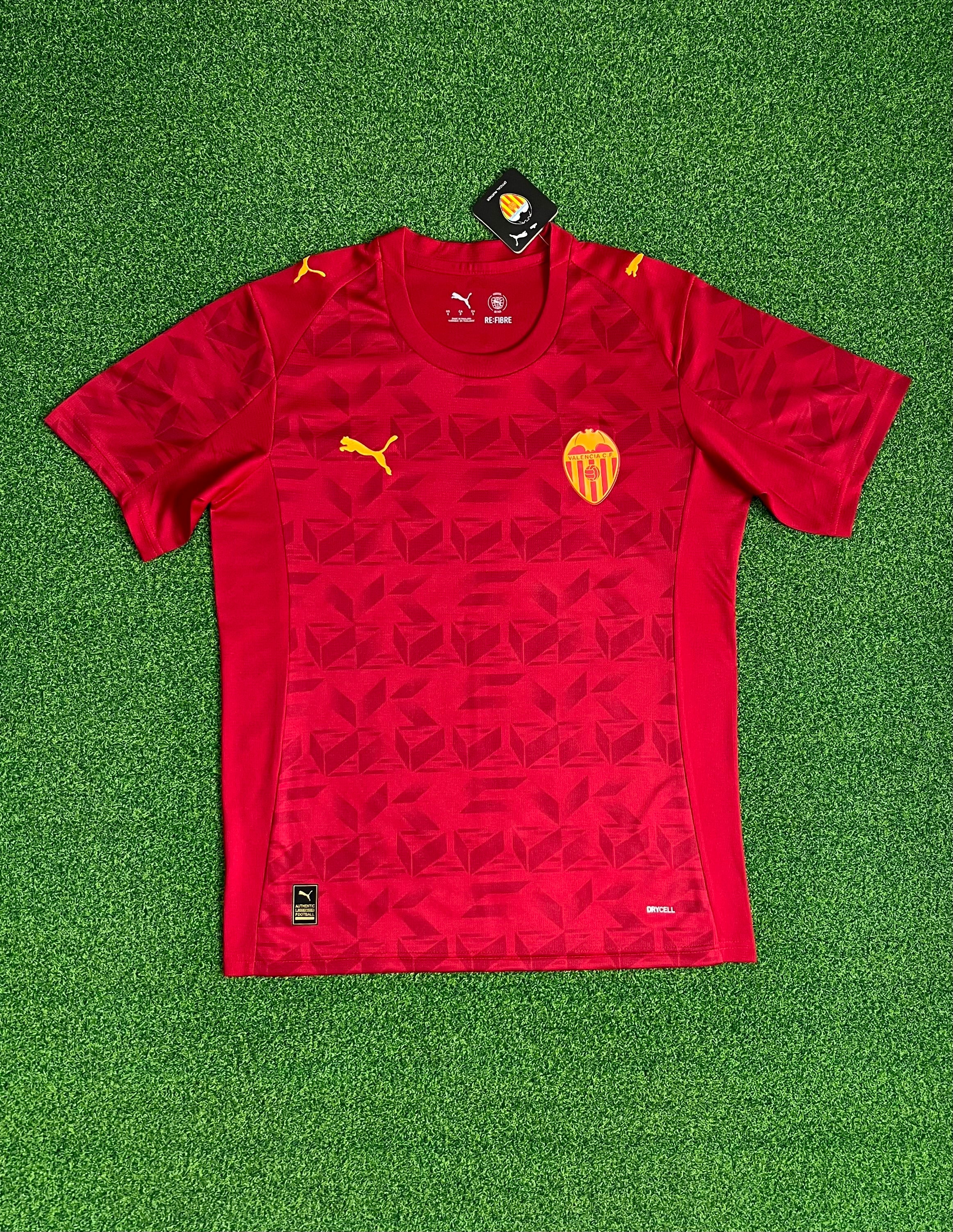 Valencia 2025/26 Away Kit